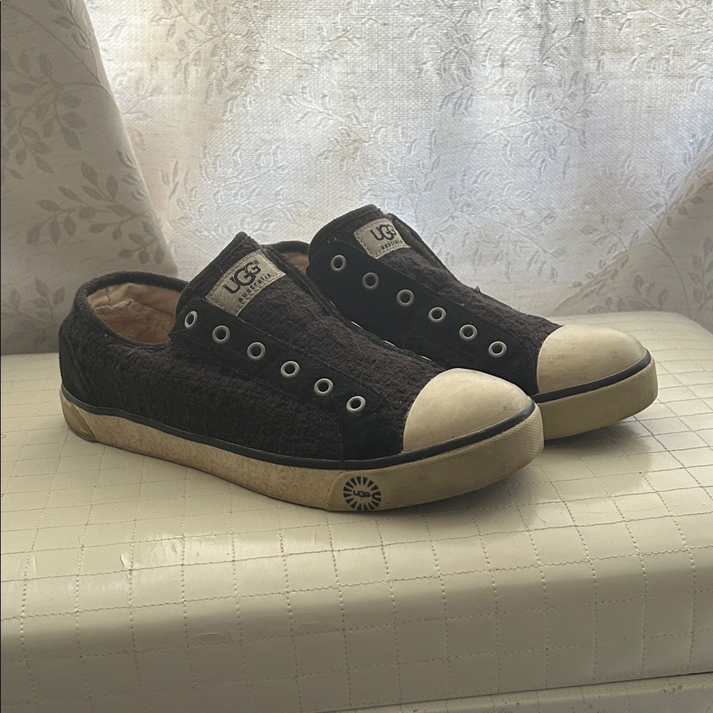 rare! UGG Black and White Fleece Lined Slip-On Sneakers